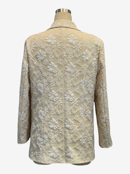 Floral Jacquard Women's Blazer - Elegant 3D Embossed Flower Single Button Regular Fit Jacket - Vintage Chic Spring Wedding Outerwear 2026