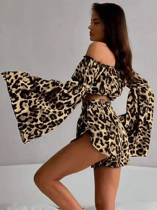 Two Piece Sets Leopard Leopard Print Daily Casual Strapless Long Sleeves Top Pant Set