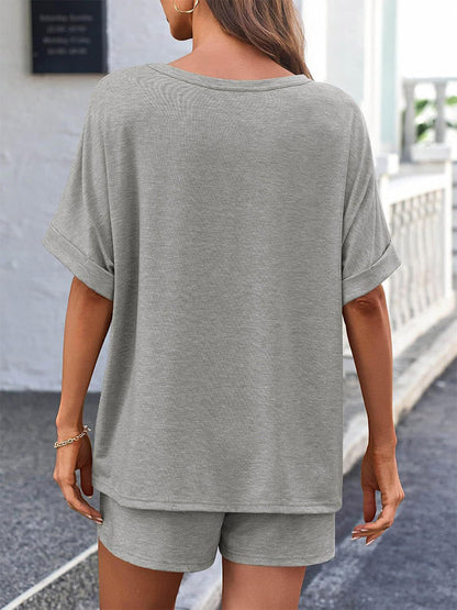 Two Piece Sets Khaki Street Wear Jewel Neck T-Shirt Sleeves Short Sleeves Casual Pant Set