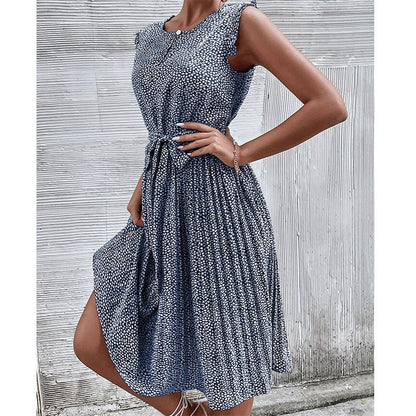 Round Neck Pleated Floral Print Maxi Dress in Multiple Colors