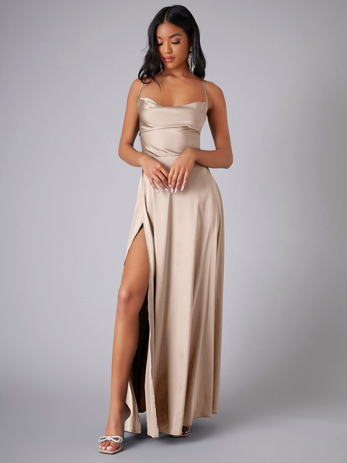 Slimming, Figure-hugging Backless Halter-neck Long Dress