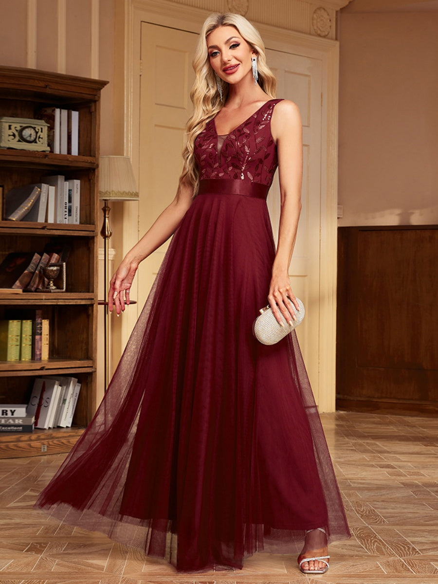 V-neck Embroidery Sequins Elegant Gauze Formal Dress Maxi Dresses