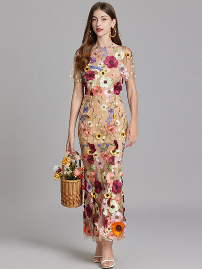 Embroidered 3D Floral Fitted Waist Short-sleeved Long Dress