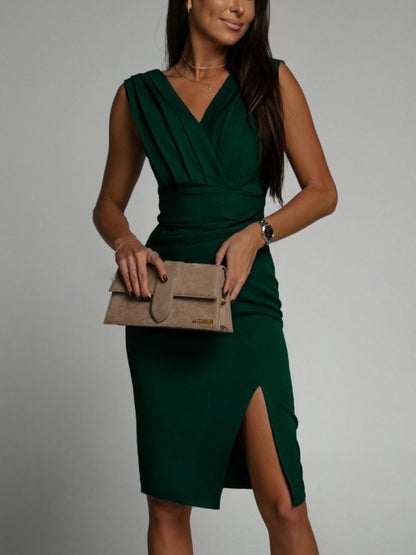 V-neck Sleeveless High-waisted Slit Dress Pleated Solid Color Short Dress