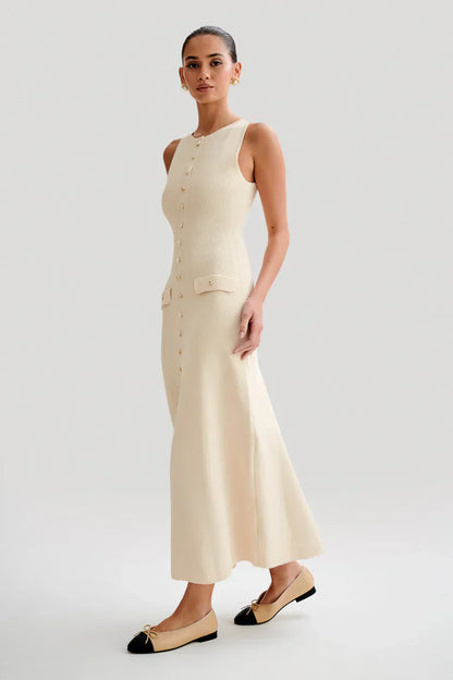 Amaris Hilton Dress