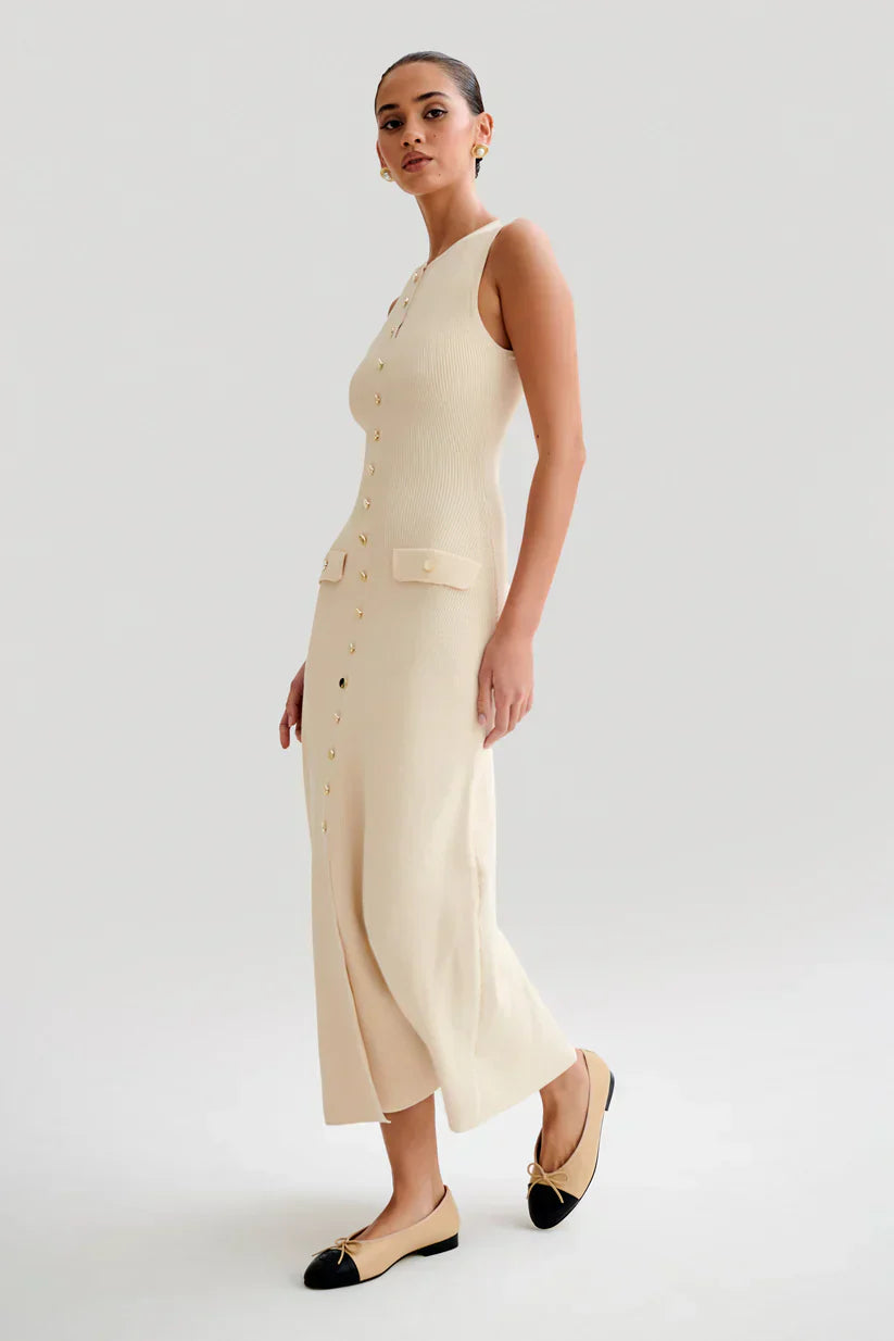 Amaris Hilton Dress