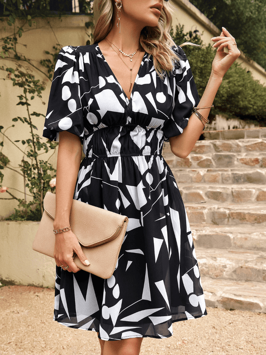 PICKING ABSTRACT PUFF SLEEVE BABYDOLL MINI DRESS - BLACK