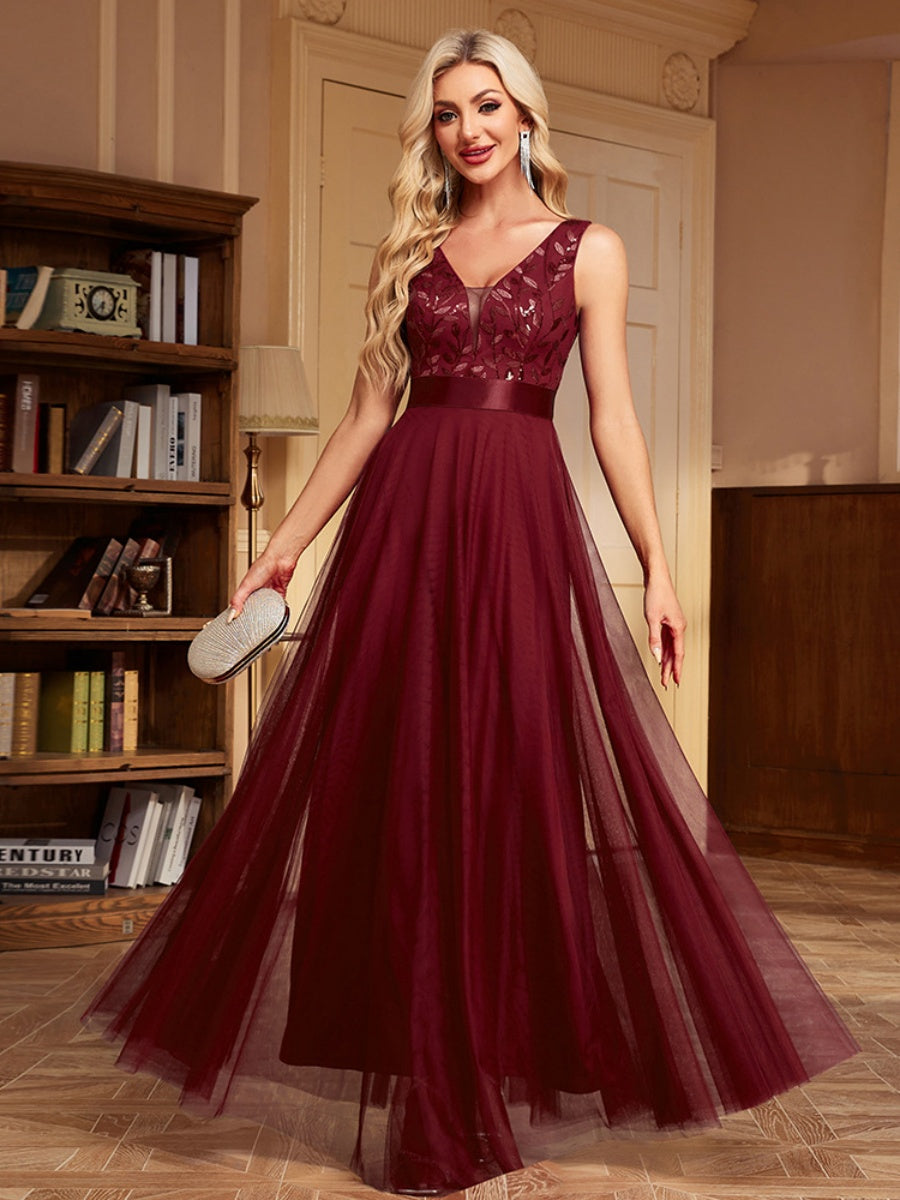 V-neck Embroidery Sequins Elegant Gauze Formal Dress Maxi Dresses