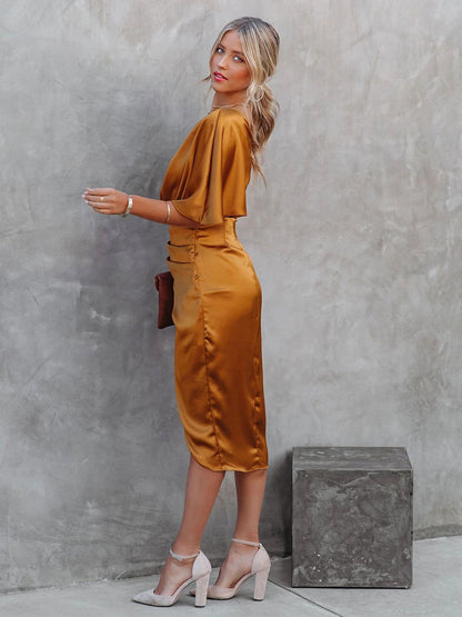 Pleated Backless Sexy One-Shoulder Short Sleeves Midi Dress