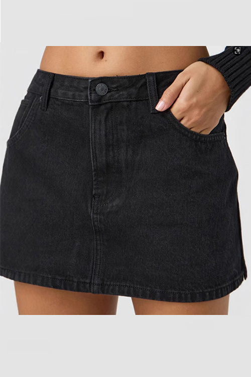 Margovil One Button Pocketed Denim Mini Skirt