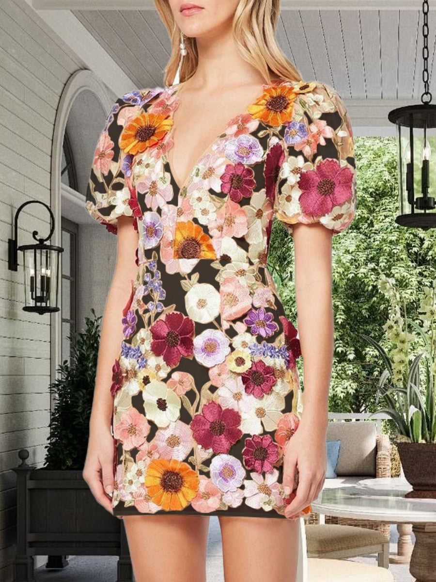 V-neck, Three-dimensional Floral, Bodycon Lantern Sleeve Short Dress