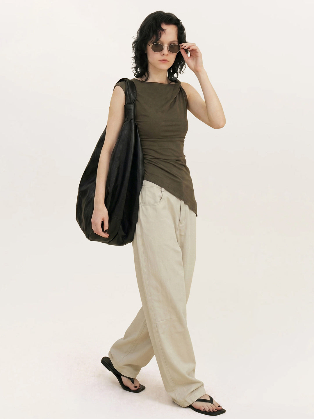 Design-inspired Twisted Top
