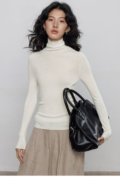 Soft Wool Turtleneck Fitted Stretchy Base Layer