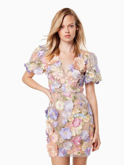 V-neck, Three-dimensional Floral, Bodycon Lantern Sleeve Short Dress