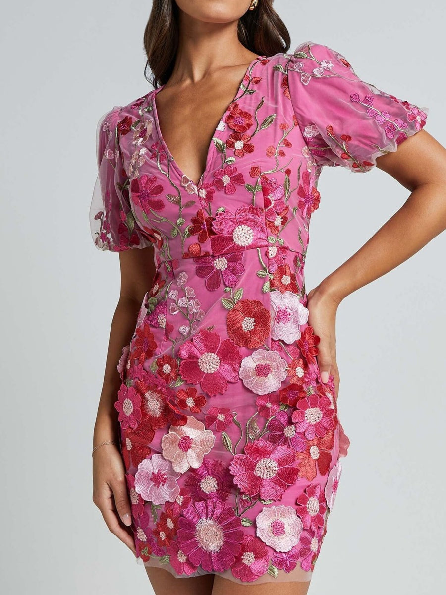 V-neck, Three-dimensional Floral, Bodycon Lantern Sleeve Short Dress
