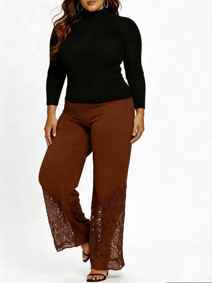 Slim-fitting, Loose-fitting, Comfortable Cropped Trousers With Lace Trim And Cutout Details