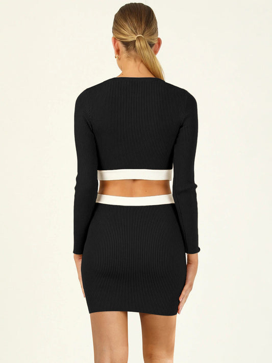 Two-Tone Knitted Dress Cutout Round Neck Long Sleeves Casual Mini Dresses