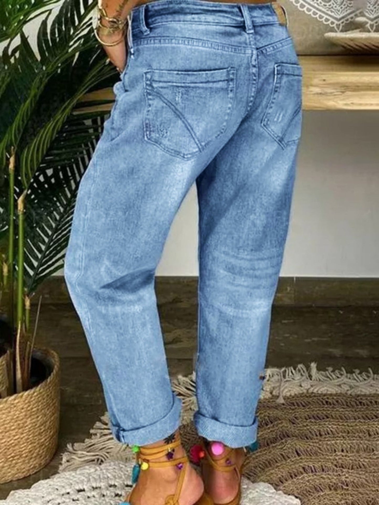 Hole Washed Loose-fit Jeans
