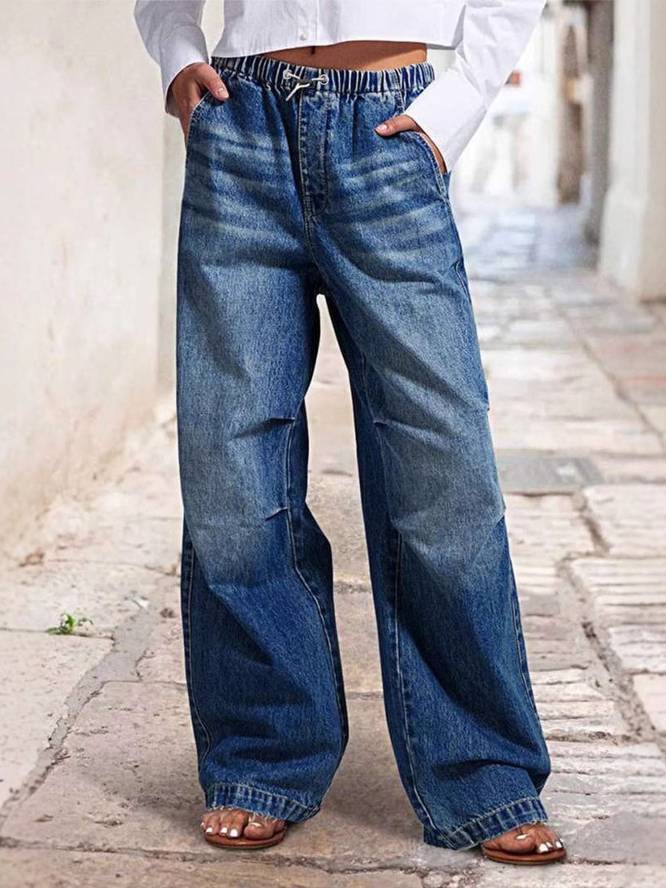 Loose Pleated Jeans
