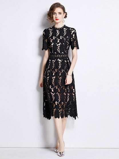 Water-soluble Lace Short-sleeved Slim-fit Midi Dress