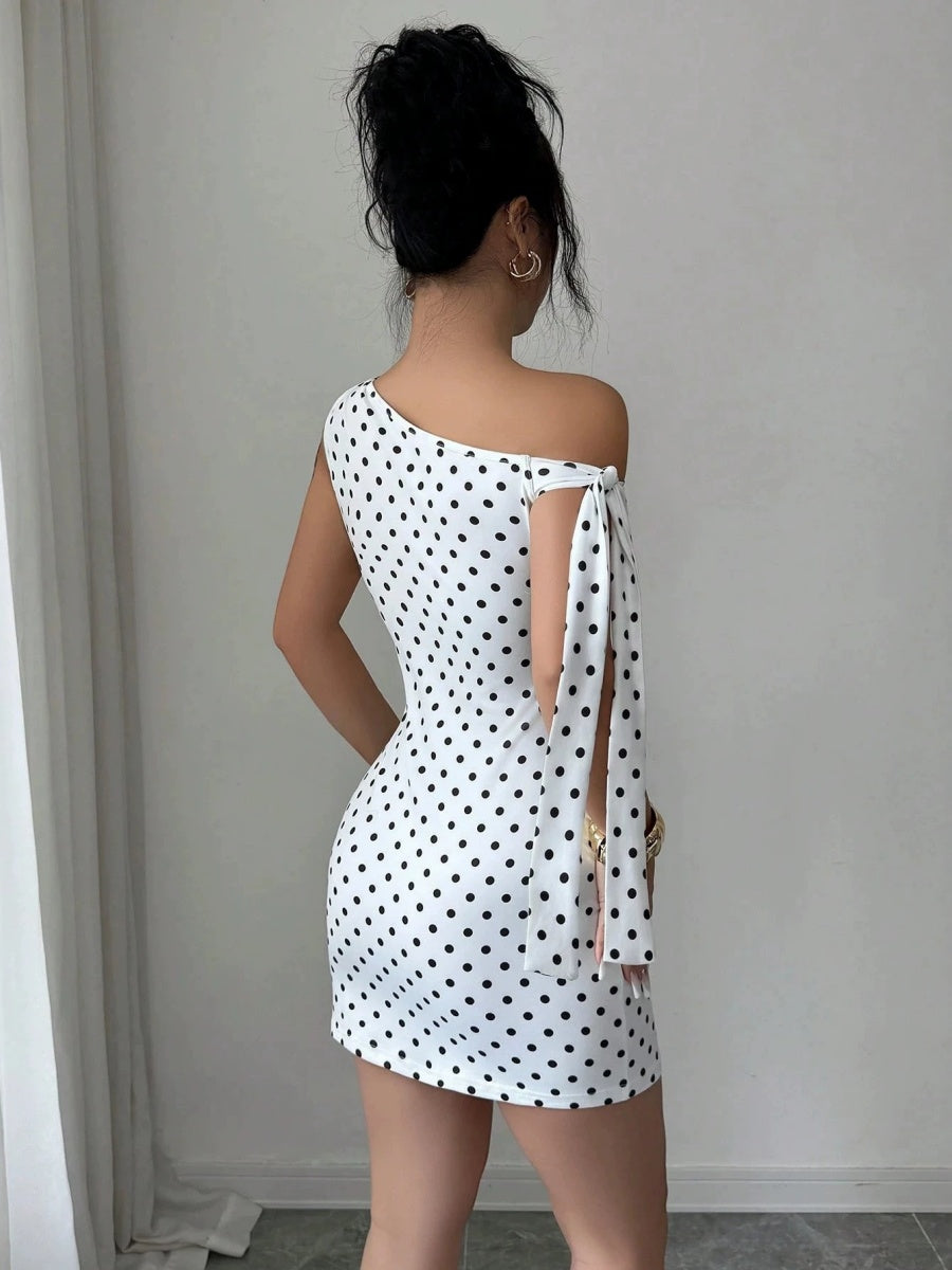 Retro Polka Dots Sloping Shoulders Bandage Hip-hugging Mini&Short Dresses