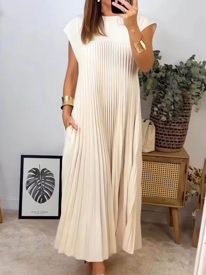 Concise Sleeveless Pleated Dress