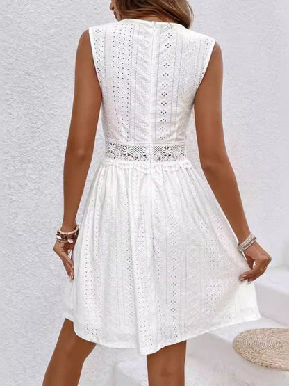 Lace Trim Openwork Jacquard V-neck, Fitted Waist Sleeveless Mini&Short Dresses