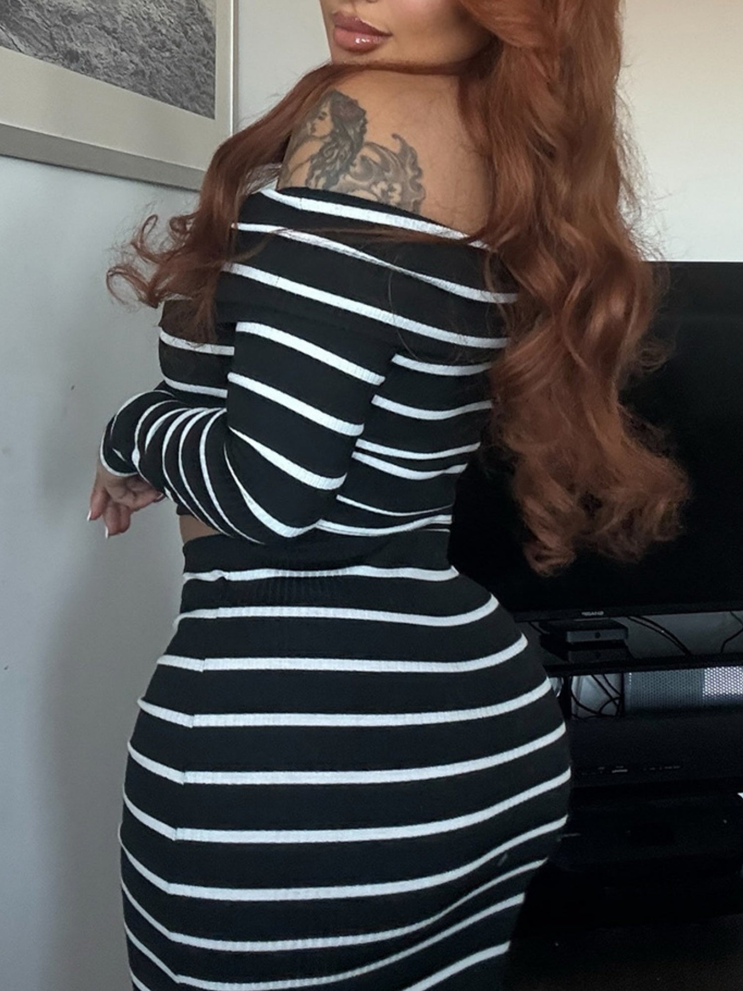 Striped Color Blocking Off-shoulder Long-sleeved T-shirt Long Bodycon Skirt 2-piece Sets