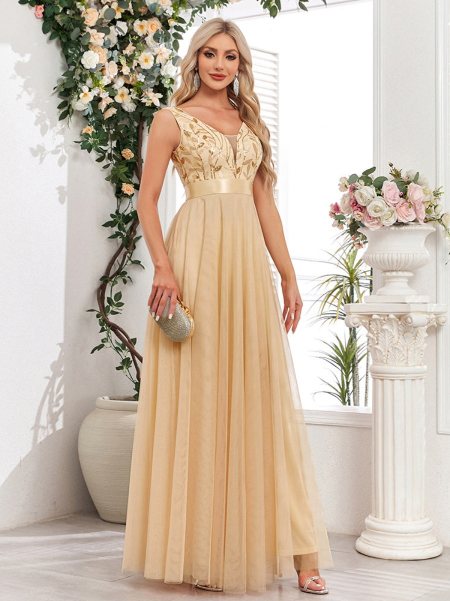 V-neck Embroidery Sequins Elegant Gauze Formal Dress Maxi Dresses