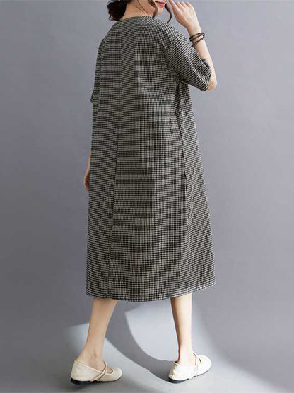 A-Line Half Sleeves Plaid Pleated Split-Joint V-Neck Midi Dresses