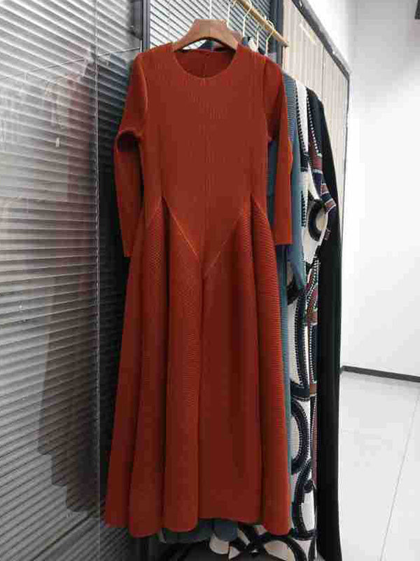 A-Line Loose Pleated Solid Color Split-Joint Round-Neck Midi Dresses