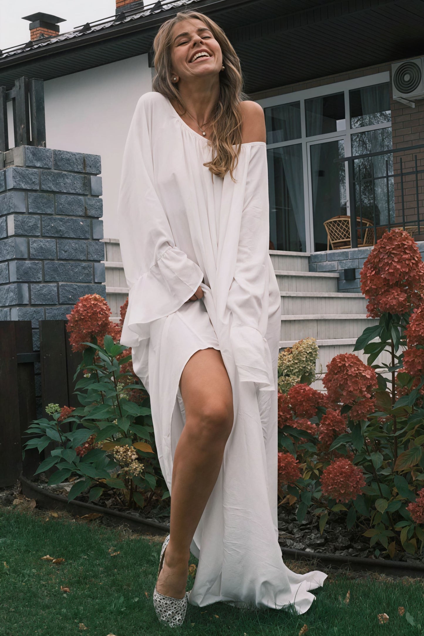 | Solid Loose Slouchy Flared Hem Maxi Dress