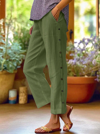 Breathable Cotton And Linen Cropped Trousers With Decorative Side Seams, Side Pockets, And A High Waist.