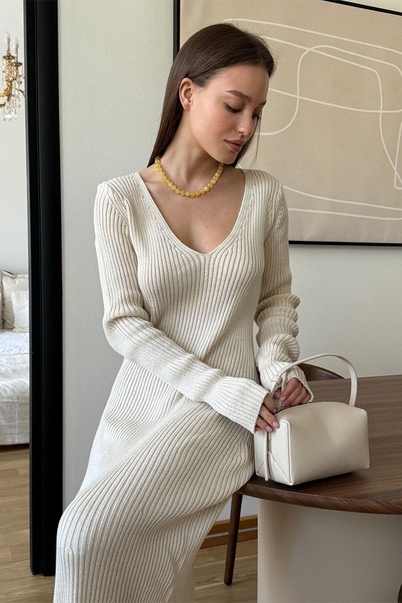 Rib Knit Deep V-Neck Long Sleeve Belted Maxi Dress