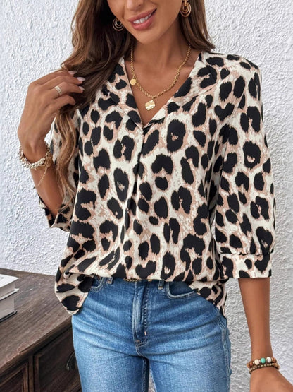 Three-quarter Sleeve Collar Leopard Print T-shirts
