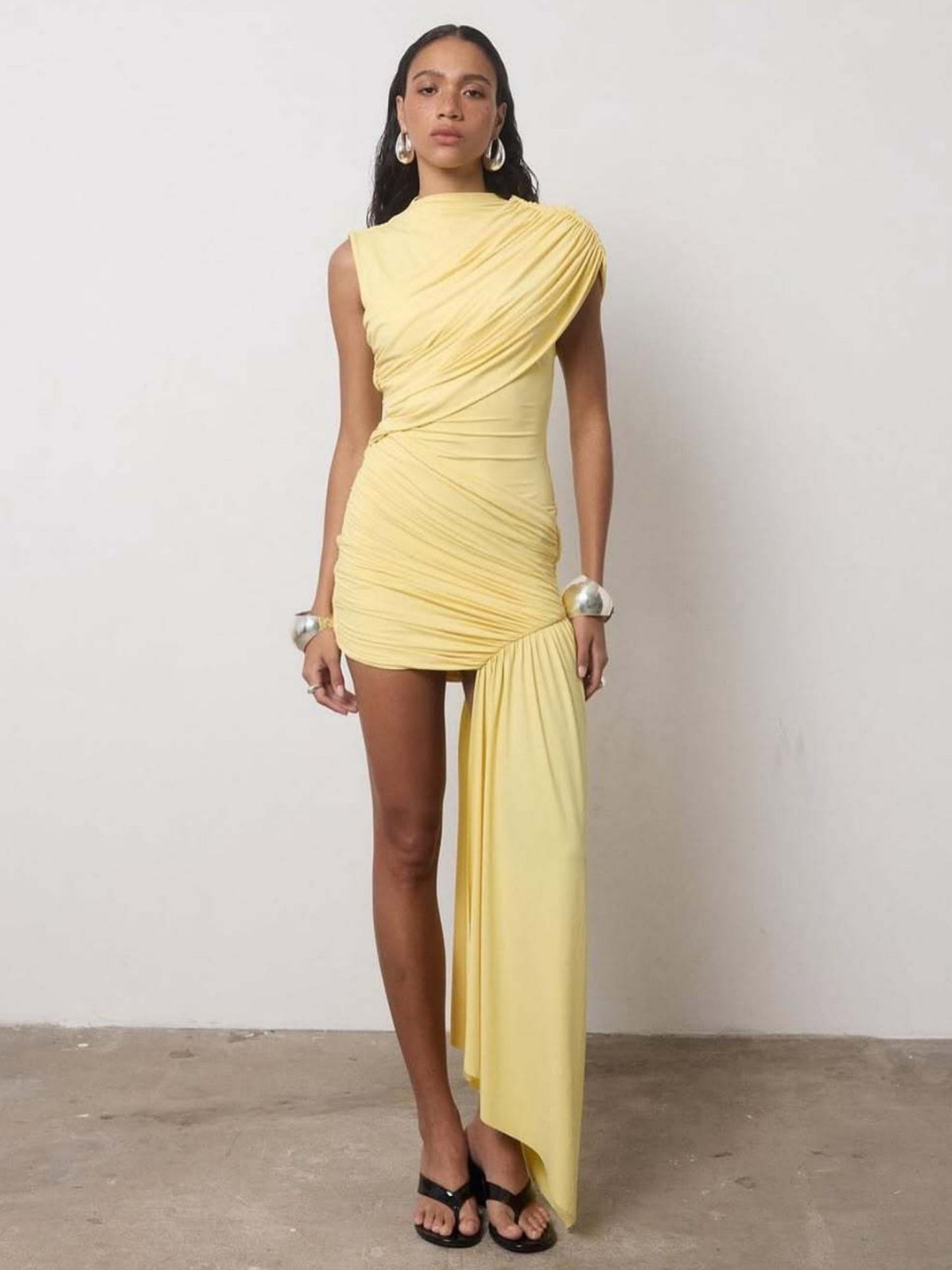Pleated Ribbon Round Neck Sleeveless Mini&Short Dresses