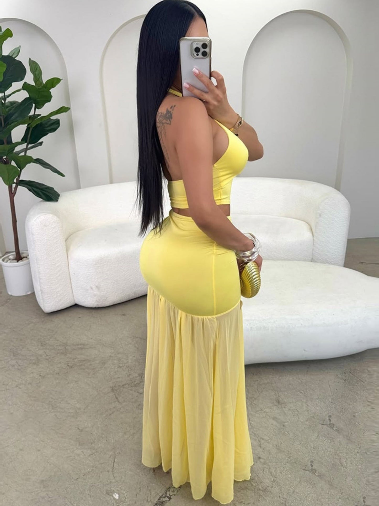 Hollow Out Metal Flowers Halter Top Mesh Splicing Bodycon Skirt 2-piece Sets