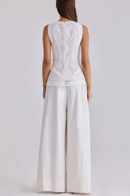 Exquisite and Beautiful Cutout Lace Embroidery Design Boat Neck Sleeveless Slit Top