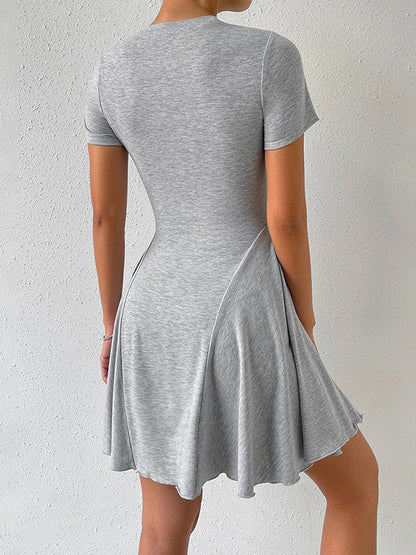 High Waisted Loose Pleated Solid Color Split-Joint Round-Neck Mini Dresses