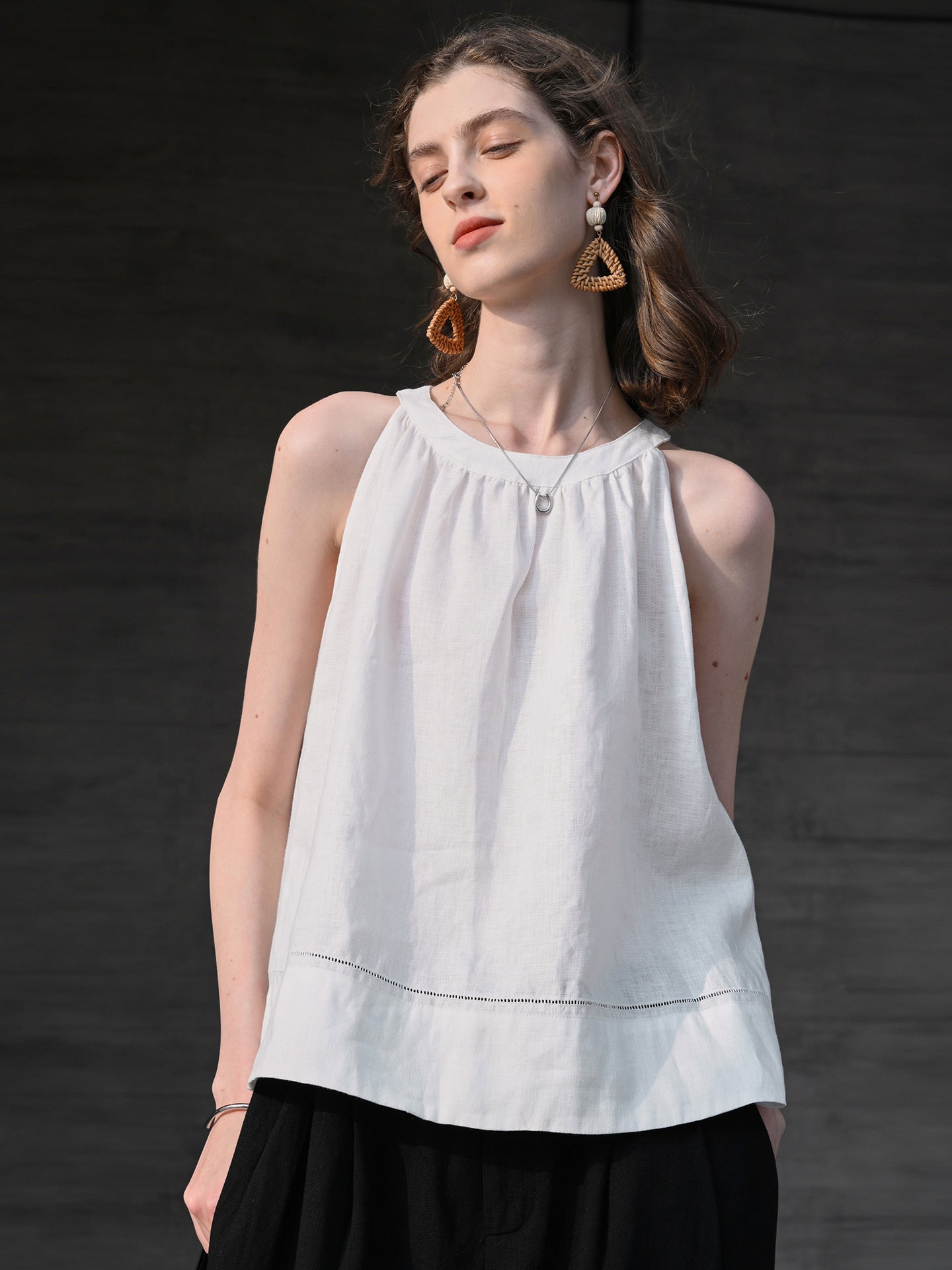 Textured Linen Off-shoulder Slim Fit Non-elastic Camisole