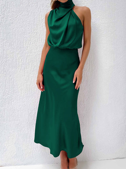 Sleeveless Solid Color Halter-Neck Midi Dresses