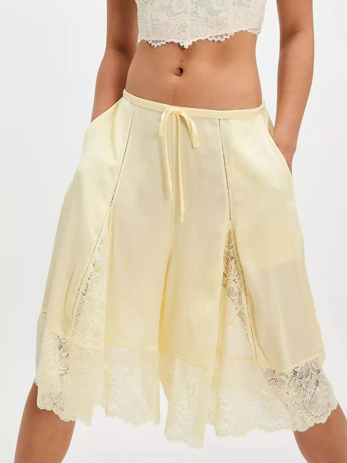 Teddi Drawstring Lace Shorts
