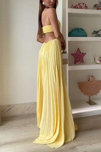 Margovil Spaghetti Strap Back Cut Out Pleated Maxi Dress