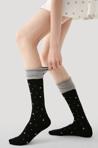 Two Tone Slouchy Letter Printed Socks
