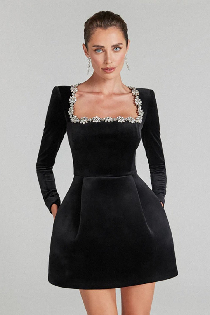 Elegant White Square Neck Long Sleeve Pearl Trim Slim Cocktail Dress