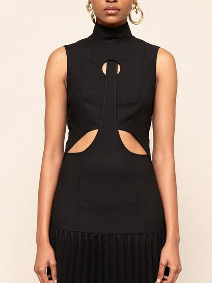 Mock Neck Sleeveless Keyhole Cutout Accordion Pleated Maxi Dress