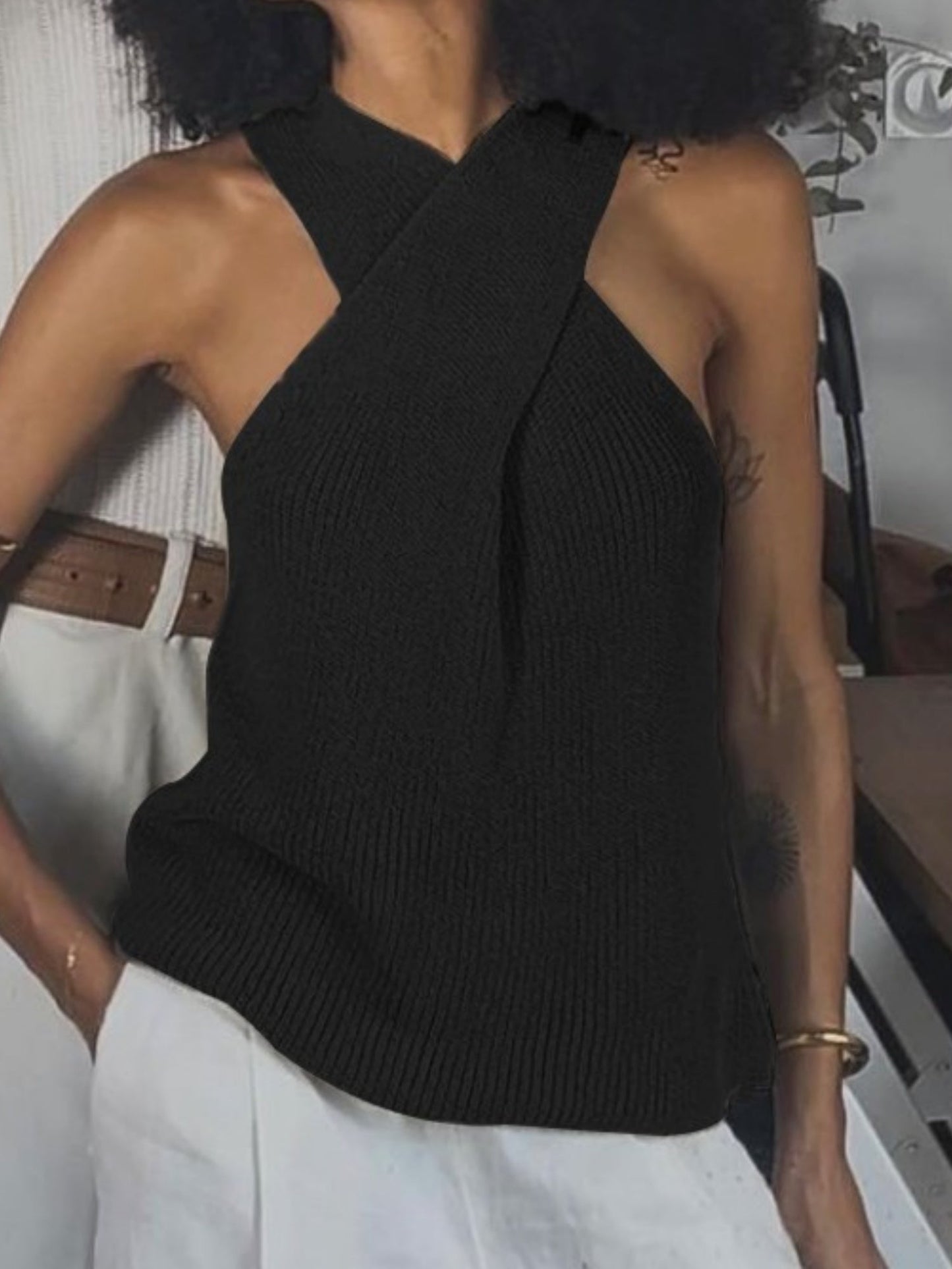 Cross-neck Sleeveless Knitted Vest