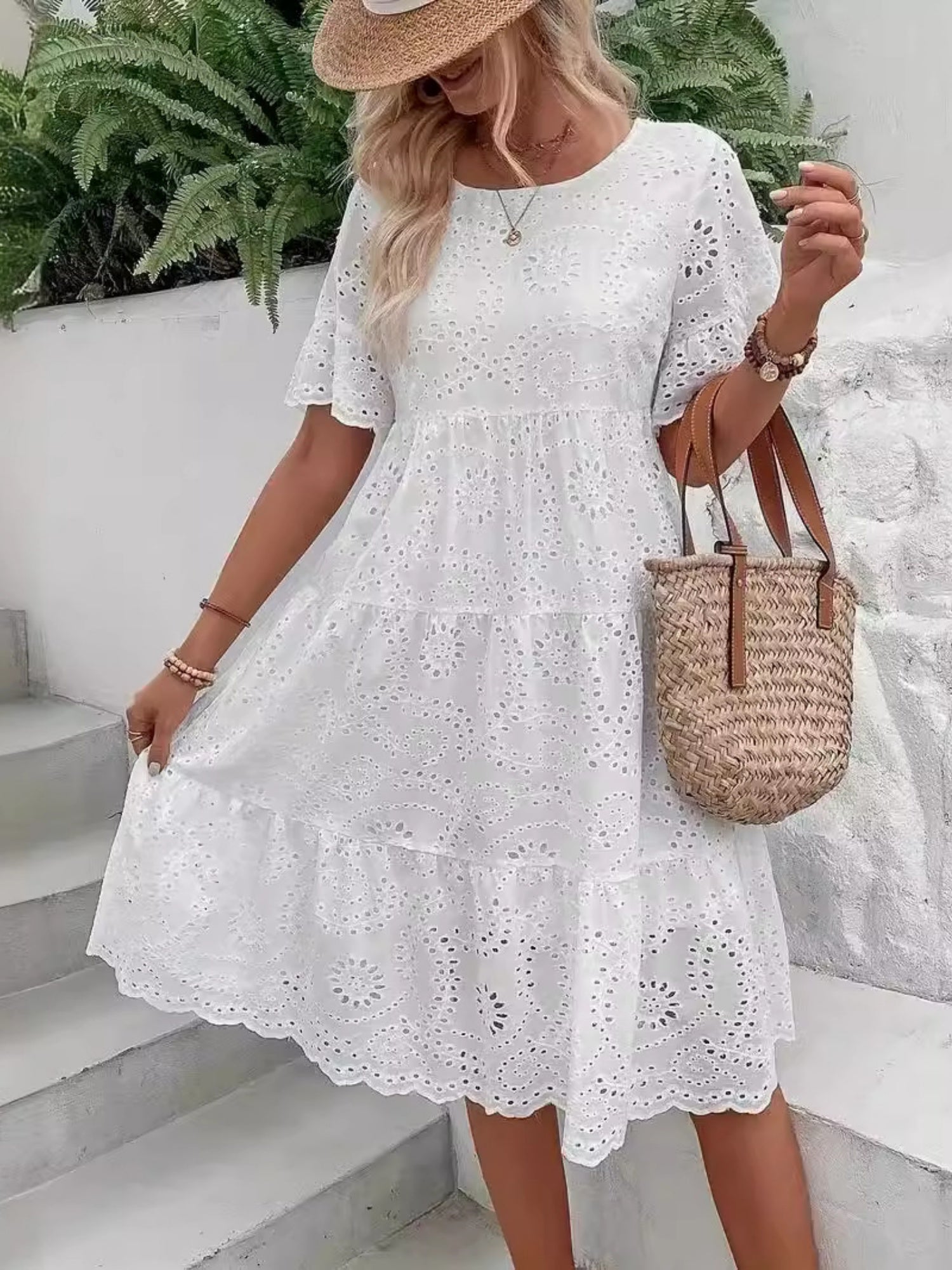 Hollow Out Embroidered Lace Crew Neck Short Sleeve Mini&Short Dresses