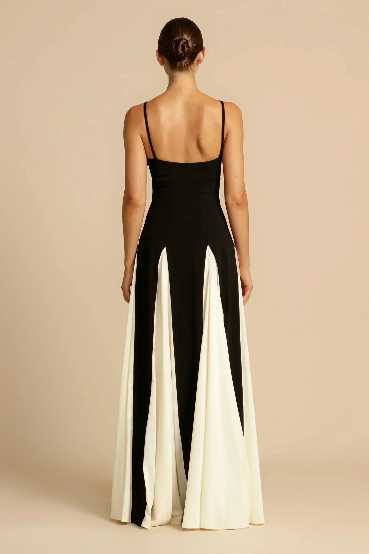 Sweetheart Spaghetti Strap Paneled Godet Flared Maxi Gown