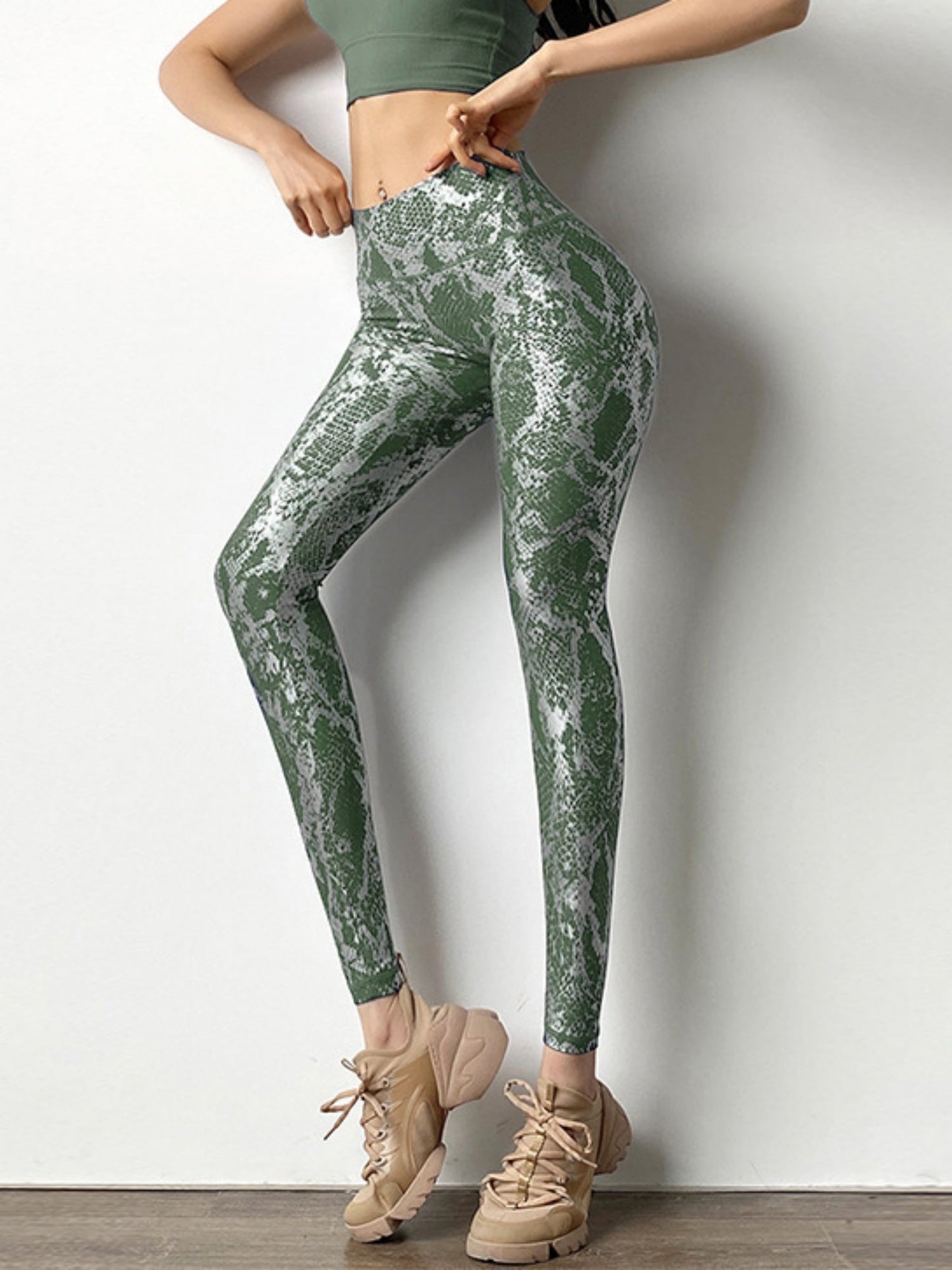 Snake Print Stretch Tight Yoga Pants